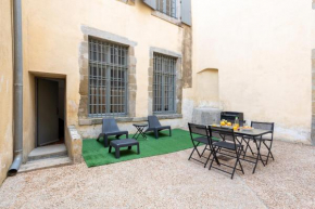 superbe appartement avec cour dans la bastide